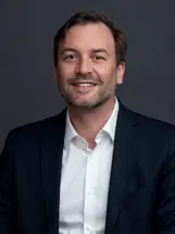 Merbag Ansprechpartner Zuerich-Nord Philipp Hofer 426X568 Merbag Ansprechpartner Zuerich-Nord Philipp Hofer 426X568