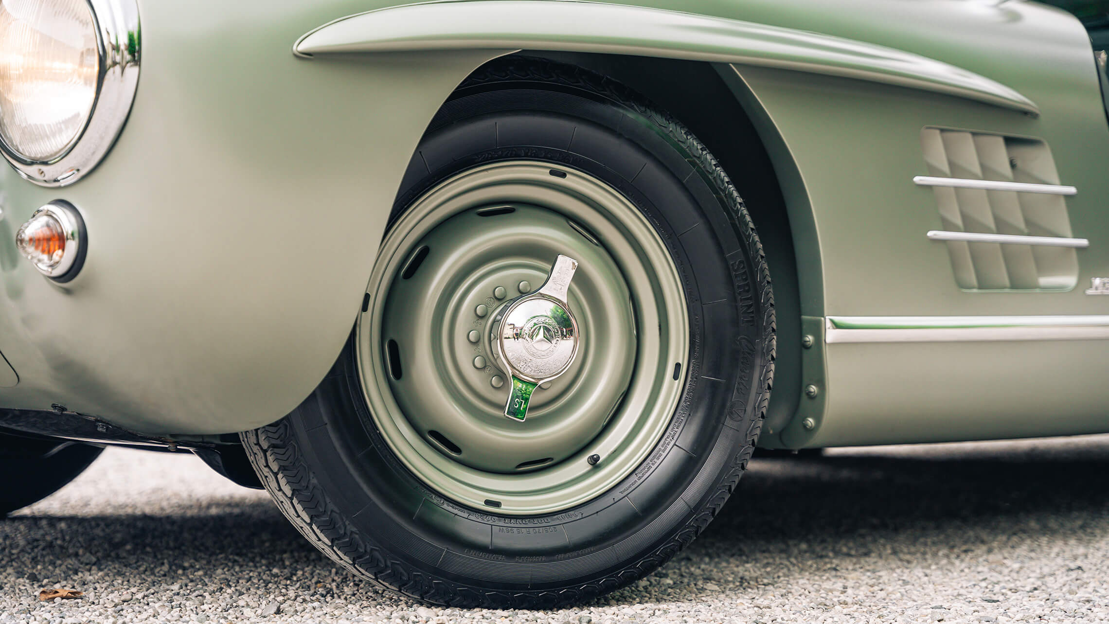 300 SL Roadster 09 2280X1283