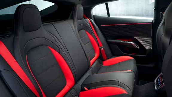 AMG GT 4 Tuerer Coupes Interieur 06 AMG GT 4 Tuerer Coupes Interieur 06