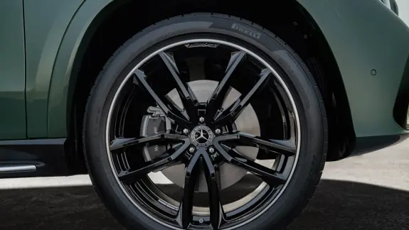 Mercedes GLS SUV 04 Mercedes GLS SUV 04