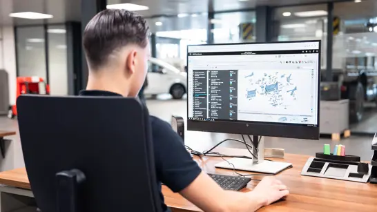 Detailhandelsfachmann Frau 02 2280X1283 Detailhandelsfachmann Frau 02 2280X1283