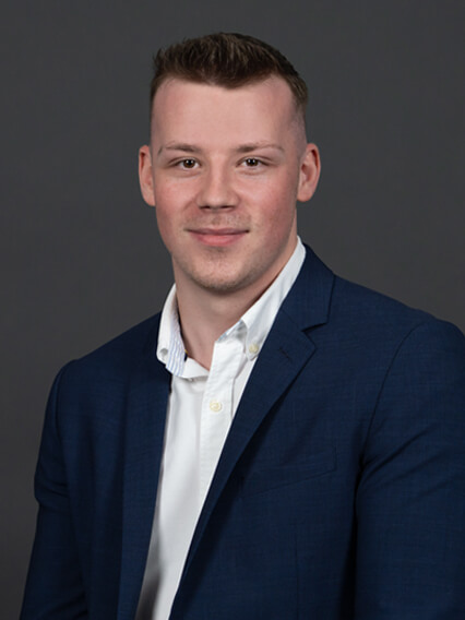 Merbag Ansprechpartner Zuerich Seefeld Michael Kummer 426X568