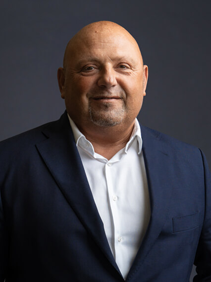 Merbag Ansprechpartner Vezia Carmelo Paciello 426X568