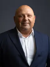 Merbag Ansprechpartner Vezia Carmelo Paciello 426X568 Merbag Ansprechpartner Vezia Carmelo Paciello 426X568