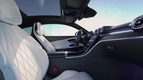 Mercedes-Benz CLE Coupé Interieur mit Panoramadach und Ledersitzen Macchiatobeige - Merbag Mercedes-Benz CLE Coupé Interieur mit Panoramadach und Ledersitzen Macchiatobeige - Merbag