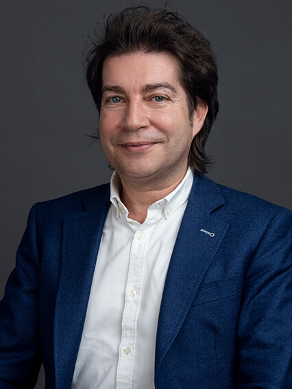 Merbag Ansprechpartner Stäfa Enzo Di Sarli 426X568