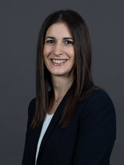 Merbag Ansprechpartnerin Staefa Nadia Micieli 426X568