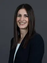 Merbag Ansprechpartnerin Staefa Nadia Micieli 426X568 Merbag Ansprechpartnerin Staefa Nadia Micieli 426X568