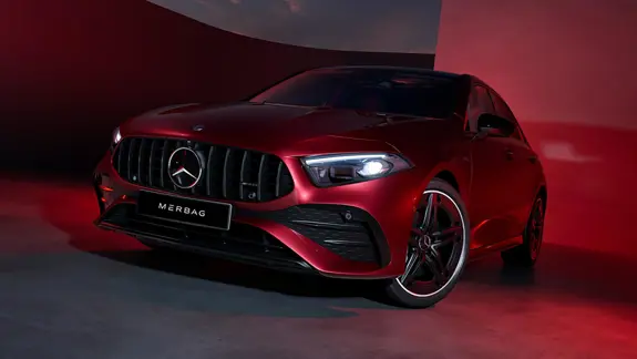 Mercedes-AMG A-Klasse Limousine 04 - Merbag Mercedes-AMG A-Klasse Limousine 04 - Merbag