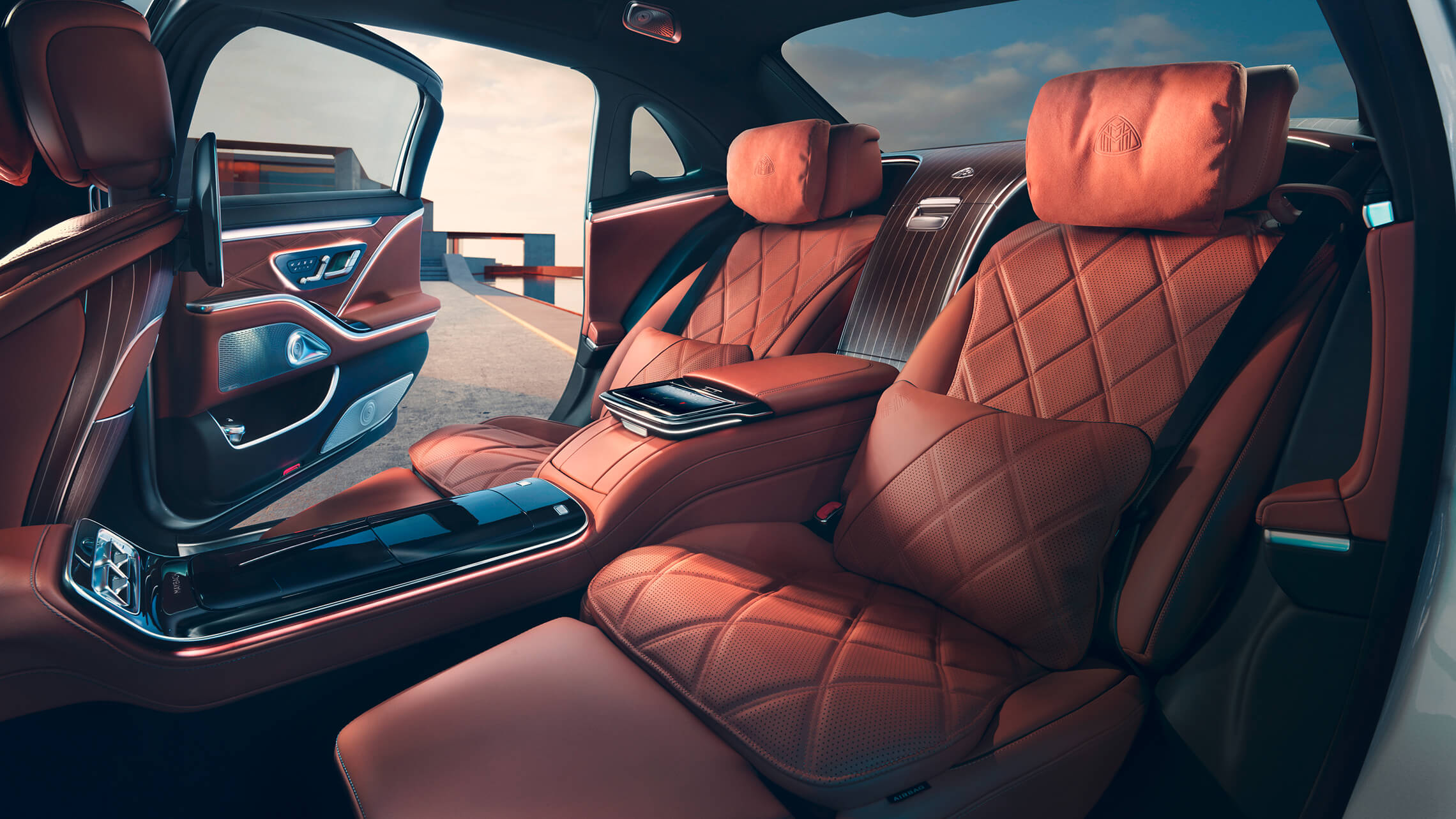Mercedes Maybach 04 2280X1283