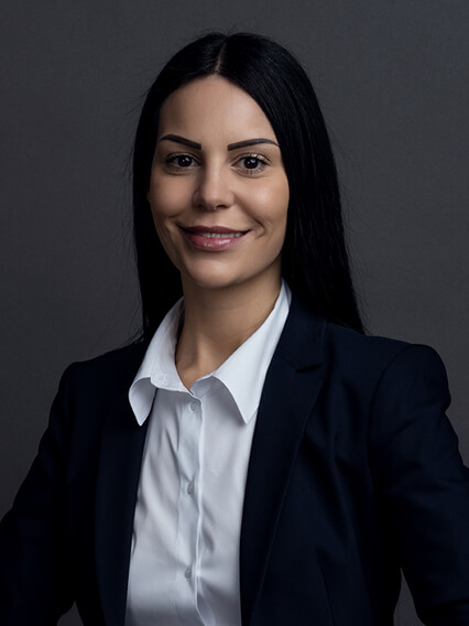 Merbag Ansprechpartnerin Schlieren Personenwagen Natascha Urosaj