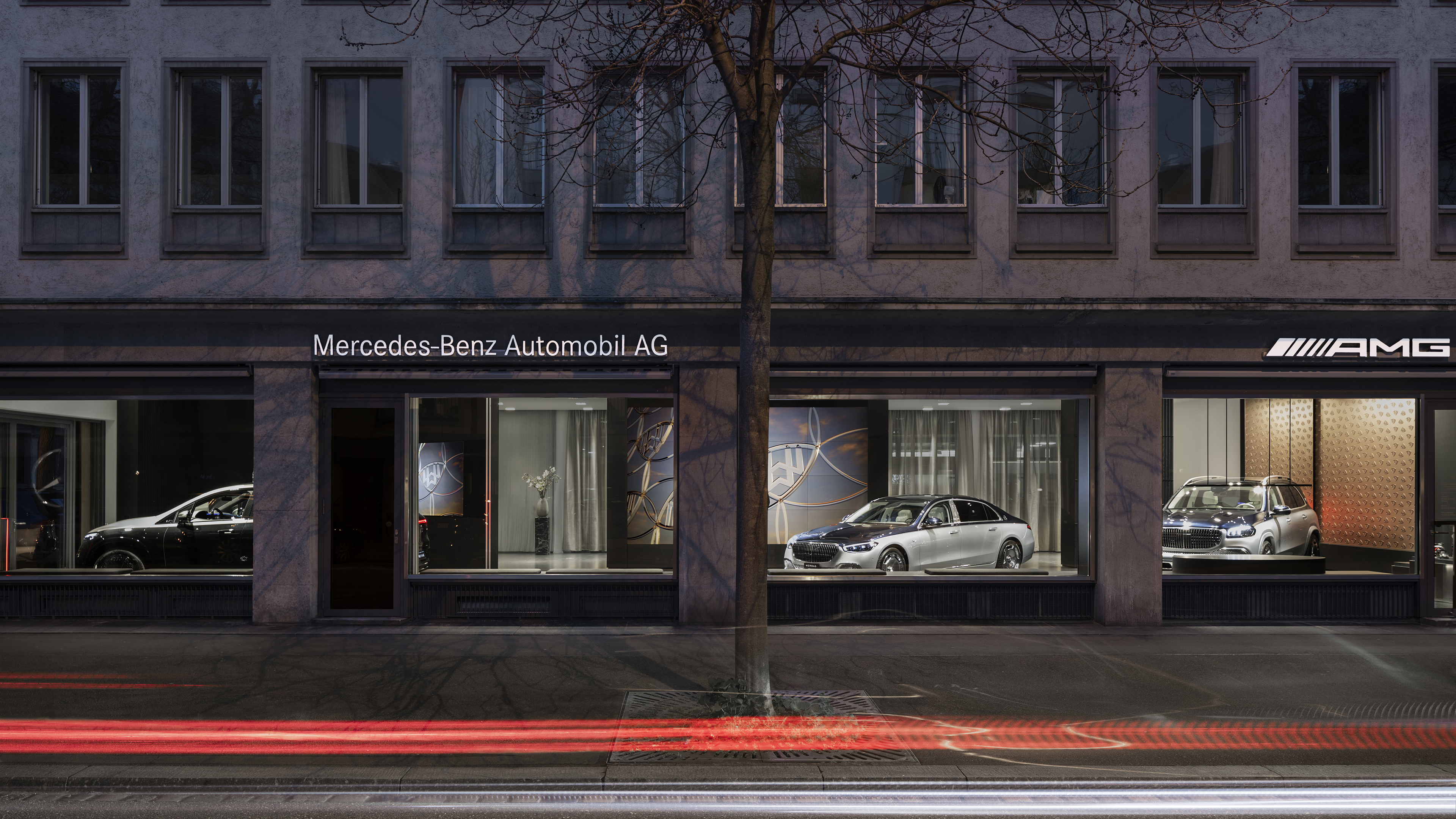 Stars@Mercedes Benz Grosser Showroom Mercedes Maybach Aussen 3840X2160