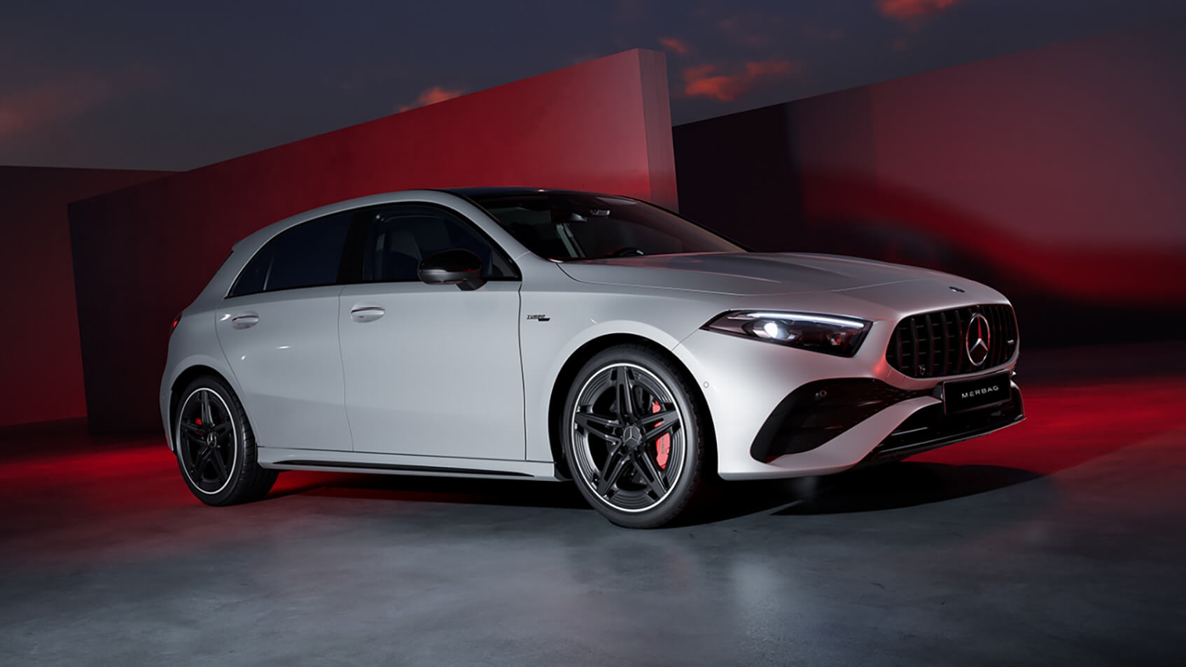 Mercedes-AMG A35 4MATIC Kompaktlimousine - Merbag