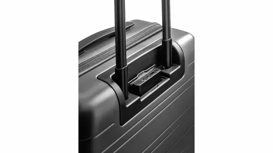 Koffer 02 2280X1283 Koffer 02 2280X1283