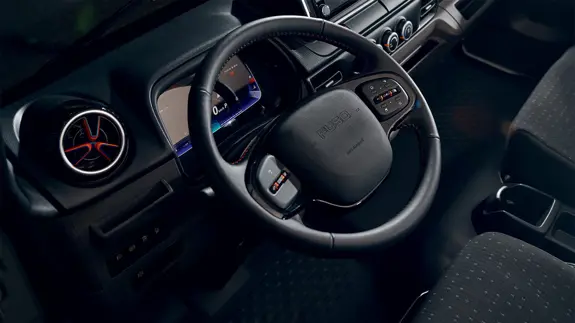 Mercedes Fuso Ecanter Innenraum Mercedes Fuso Ecanter Innenraum