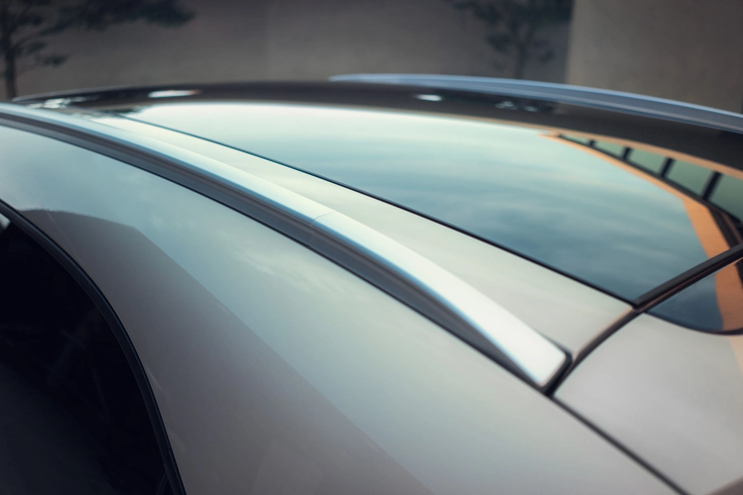 HX11 Premium Solar Silver Metallic Still 8K Landscape Market Entry Advanced Design Car Detail Panoramic Roof 0021 2048X2048