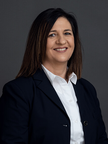 Merbag Ansprechpartnerin Zuerich-Seefeld Beatrice Aebi 426X568