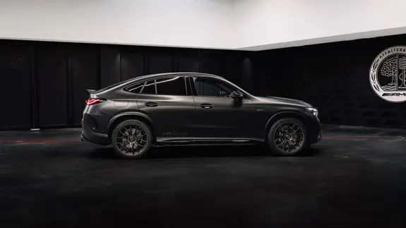 Gallery AMG GLC 53 4MATIC+ 2026 2280X1283px Side Gallery AMG GLC 53 4MATIC+ 2026 2280X1283px Side