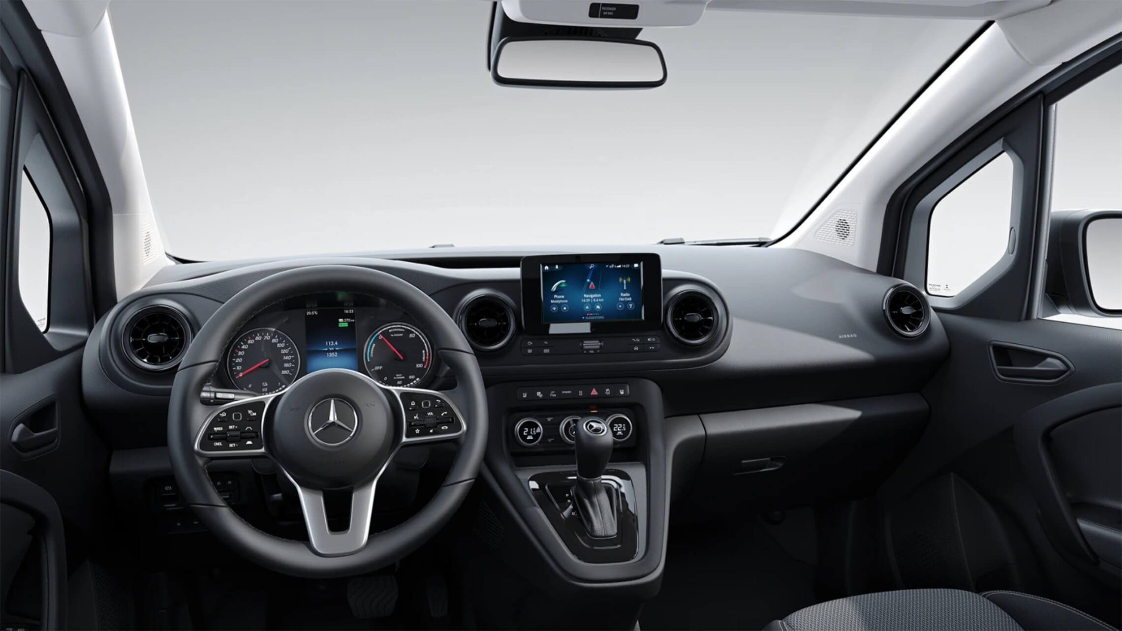 Mercedes Ecitan Tourer 02