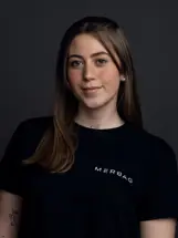 Merbag Ansprechpartnerin Winterthur Goekce Celikkol 426X568 Merbag Ansprechpartnerin Winterthur Goekce Celikkol 426X568