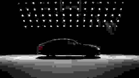 Mercedes AMG GT 4 Tuerer Coupe Plug In Hybrid 05