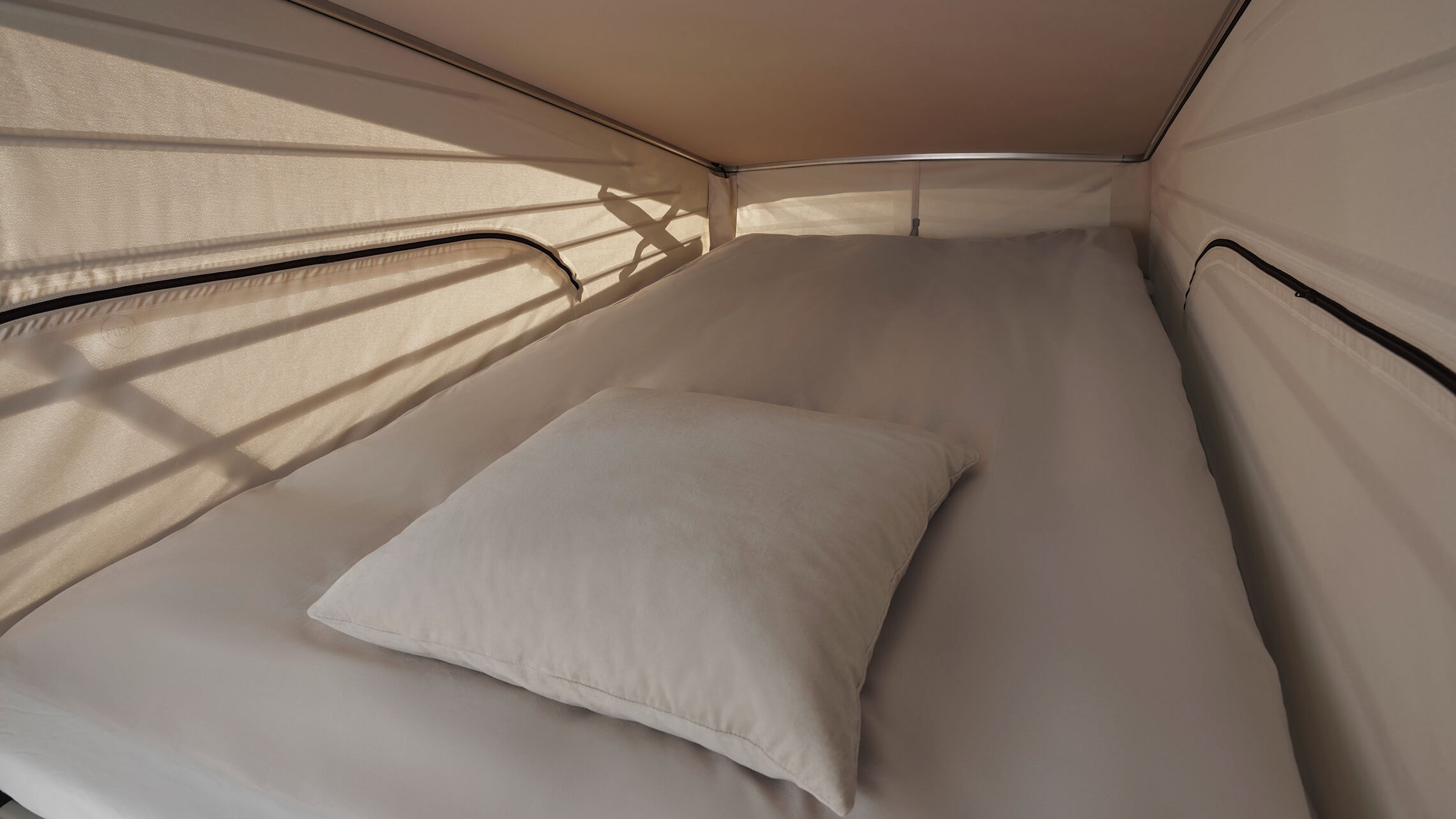 Mercedes V Klasse Marco Polo HORIZON  Schlafplatz für bis zu 4 Personen - Merbag