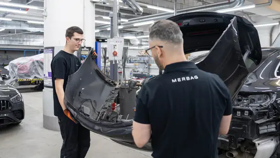 Carrosseriespengler In 03 2280X1283 Carrosseriespengler In 03 2280X1283