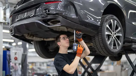 Carrosseriespengler In 04 2280X1283 Carrosseriespengler In 04 2280X1283