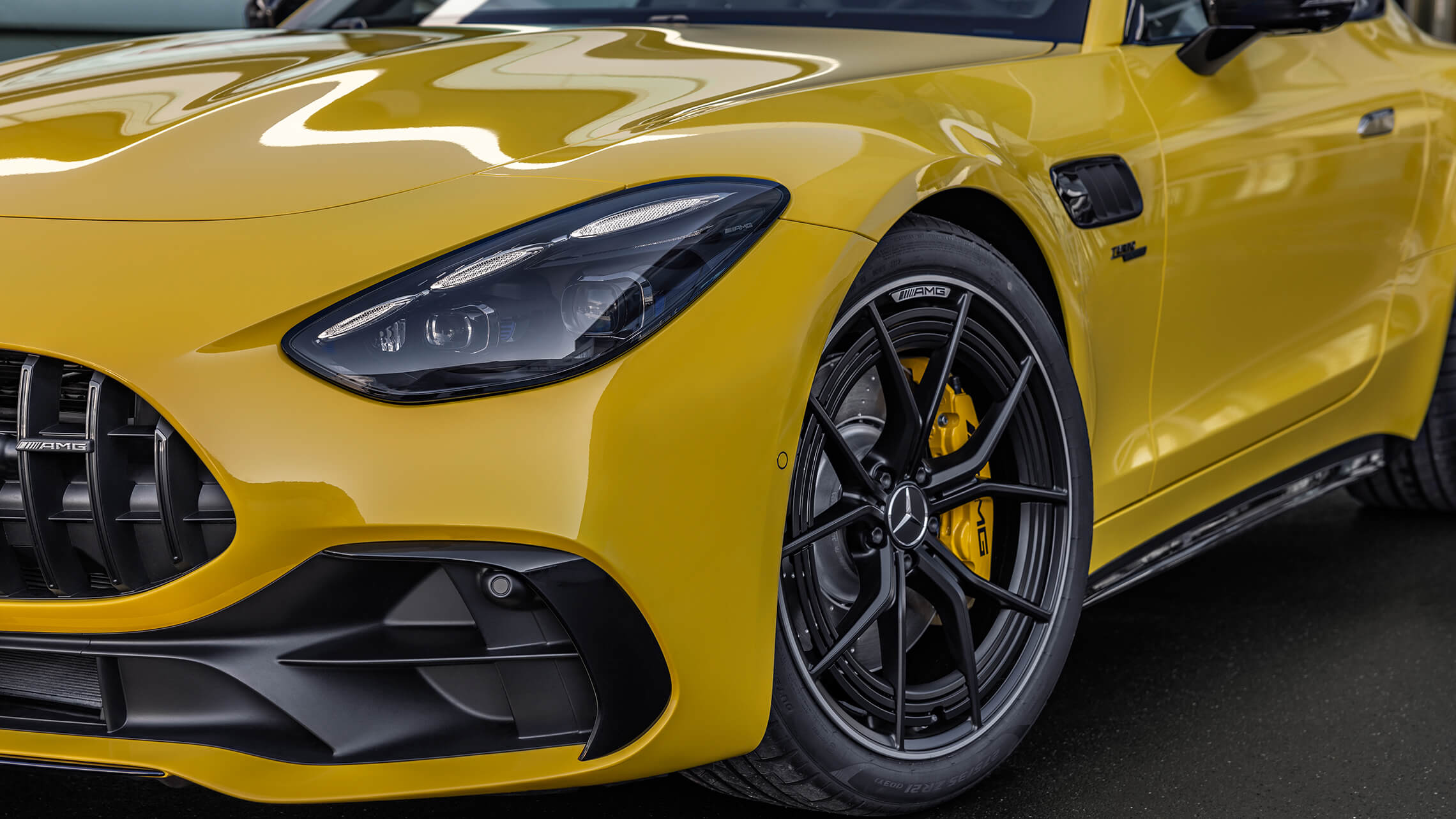 Mercedes AMG GT 43 03 - Merbag