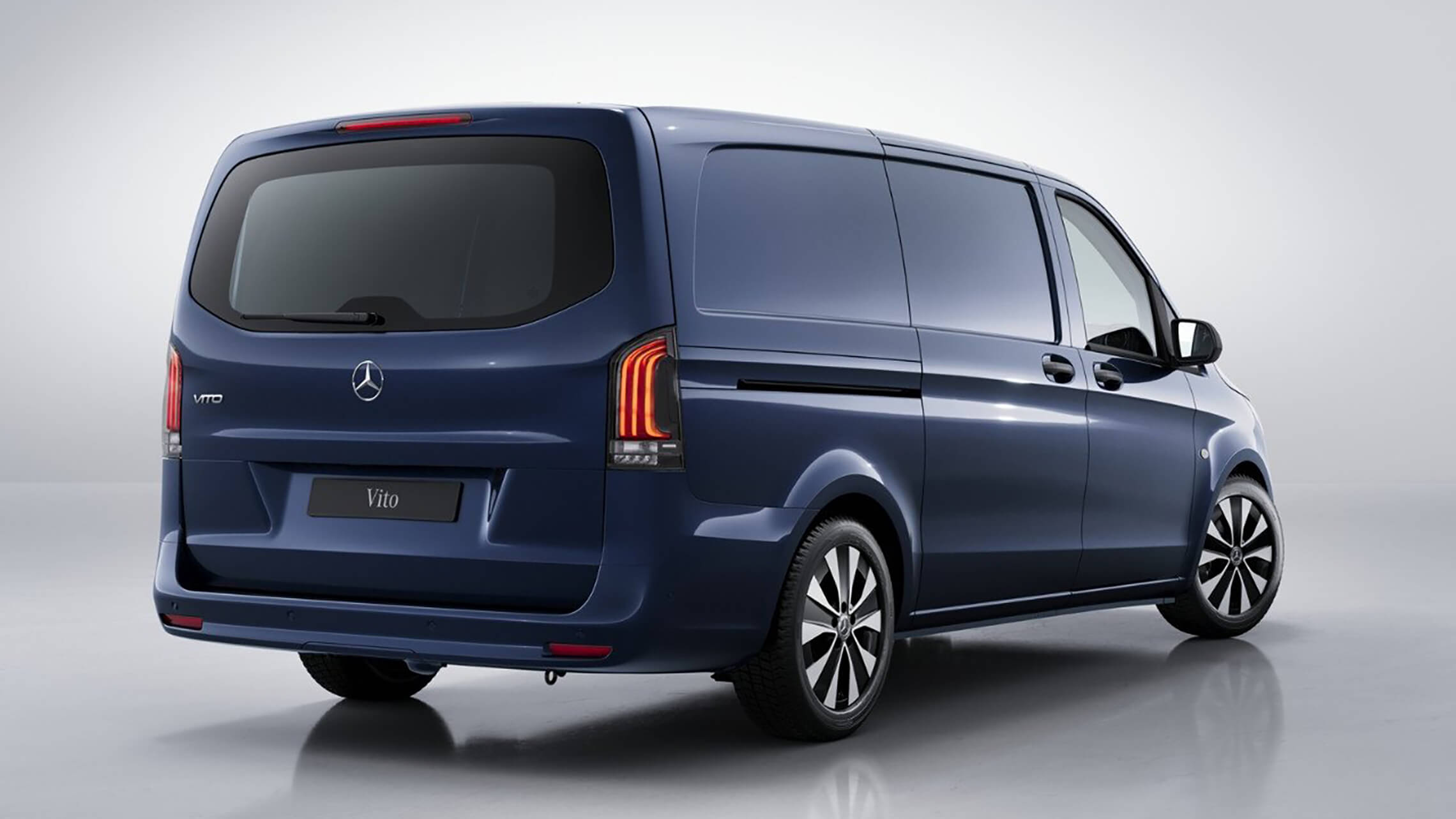 Mercedes Vito Kastenwagen 07