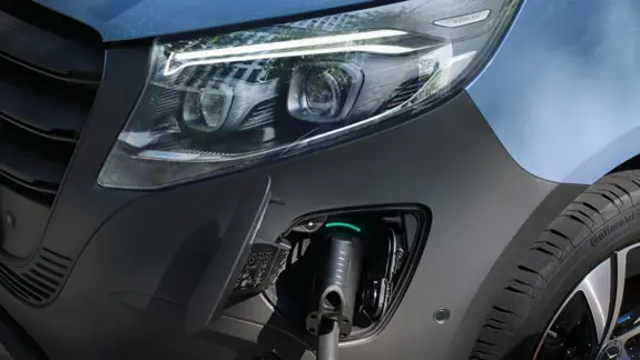 Mercedes Evito Kastenwagen 02 Mercedes Evito Kastenwagen 02