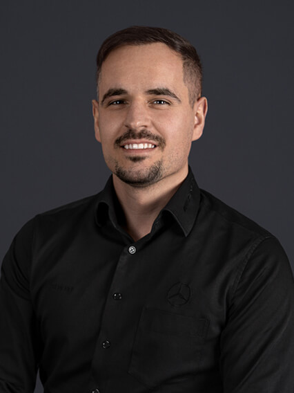 Merbag Ansprechpartner Zuerich Seefeld Kushtrim Hajdari 426X568