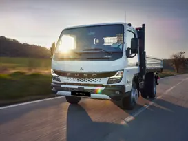 Fuso Canter 7,5T 1092X819 Fuso Canter 7,5T 1092X819