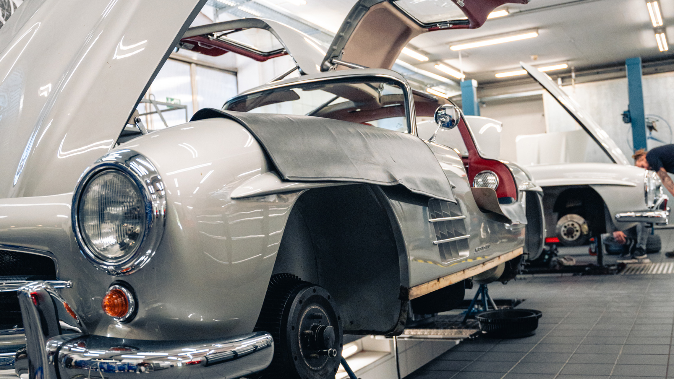 Merbag HK ENGINEERING Montage 2280X1283px