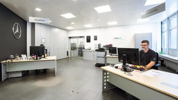 Aarau Rohr Standort Showroom 02 2280X1283 Aarau Rohr Standort Showroom 02 2280X1283