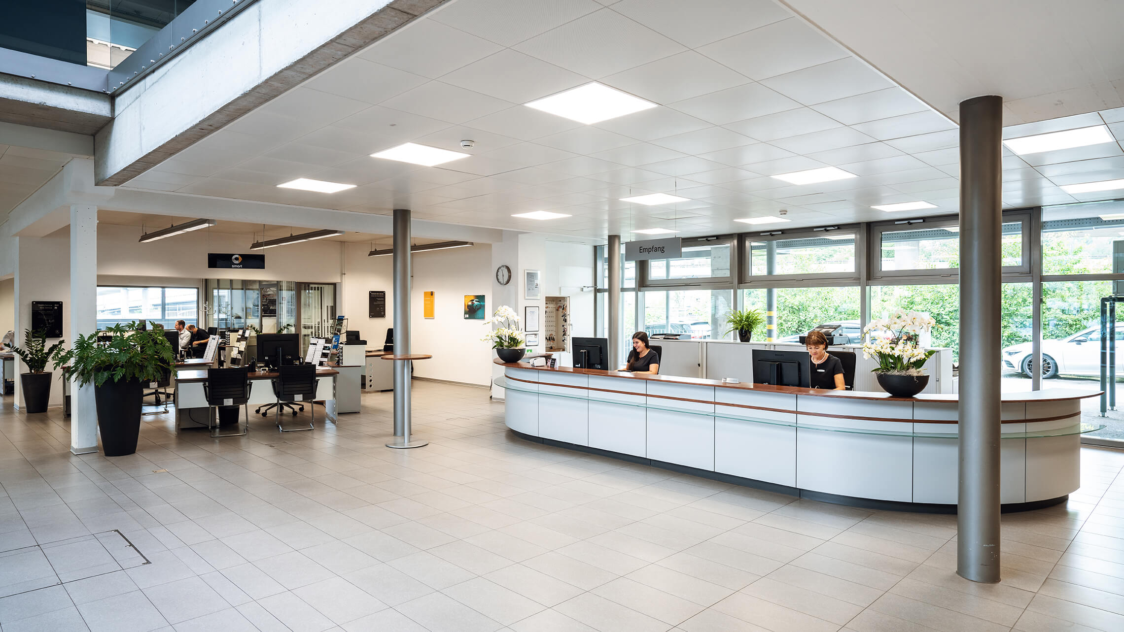 Bern Personenwagen Standort Showroom 03 2280X1283