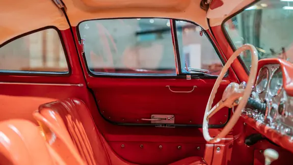 300 SL 70 Jahre 09 2280X1283 300 SL 70 Jahre 09 2280X1283