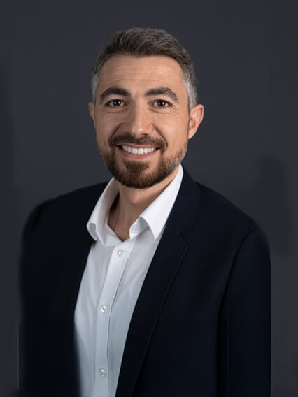 Merbag Ansprechpartner Zuerich Nord Sercan Almaoglu 426X568