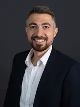 Merbag Ansprechpartner Zuerich Nord Sercan Almaoglu 426X568 Merbag Ansprechpartner Zuerich Nord Sercan Almaoglu 426X568
