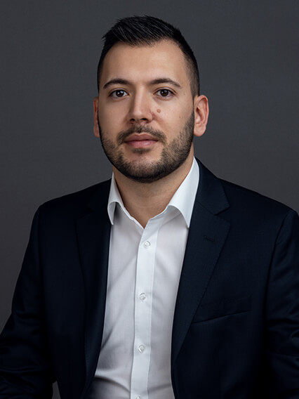 Merbag Ansprechpartner Zollikon Alex Oliveira 426X568