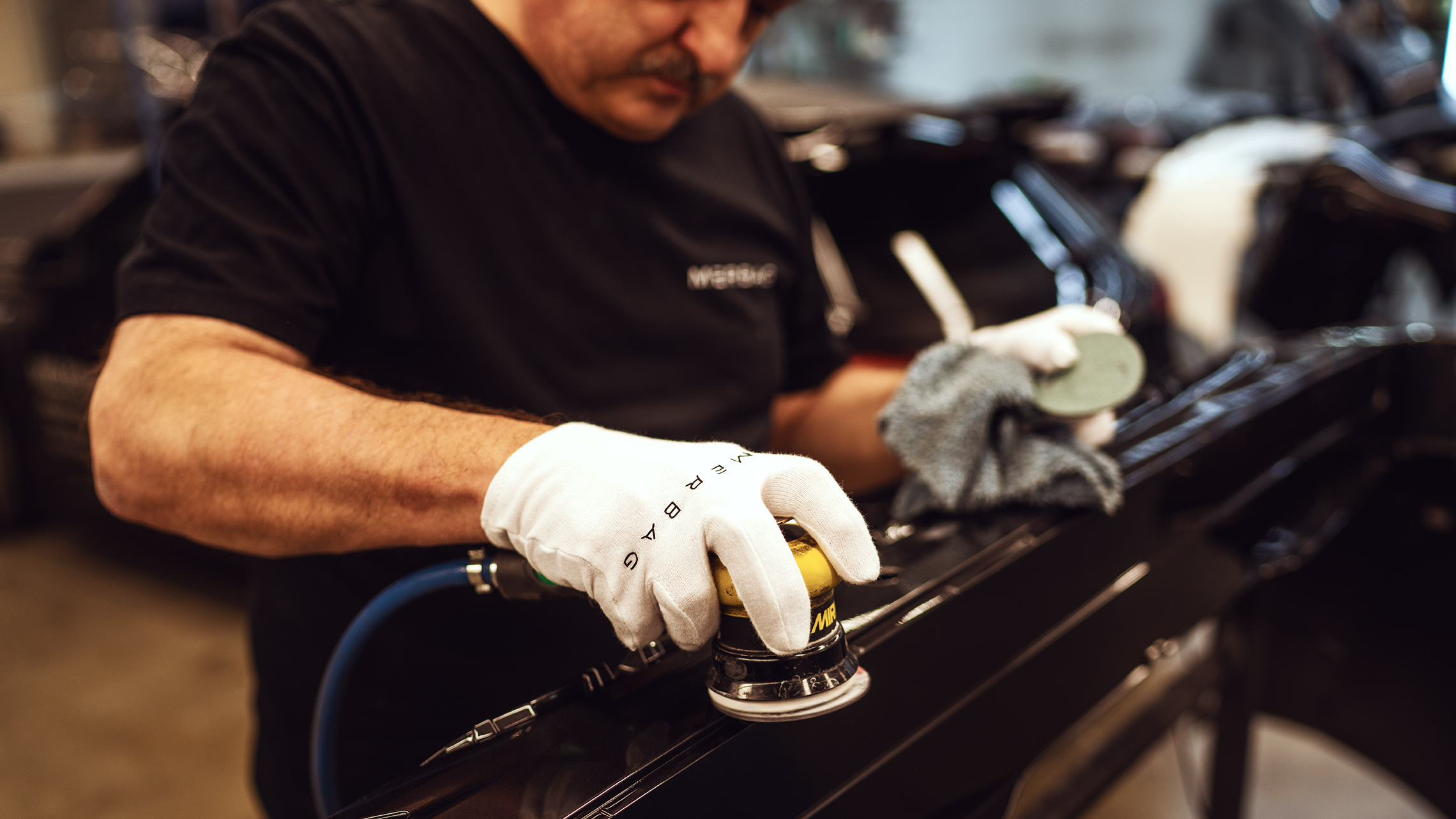 Merbag Bildpool Politur Karosserie