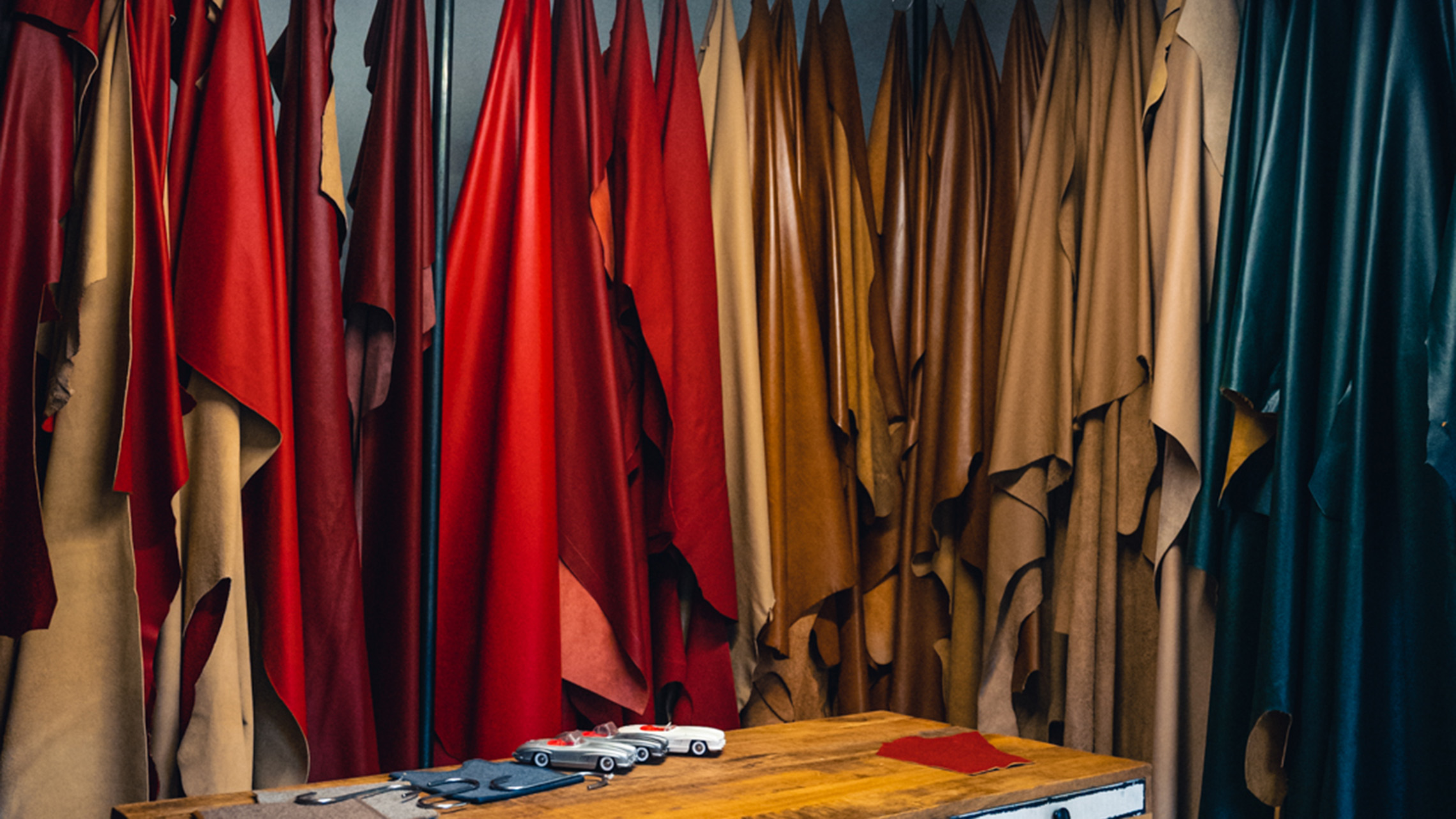 Merbag HK ENGINEERING Sattlerei 02 2280X1283px