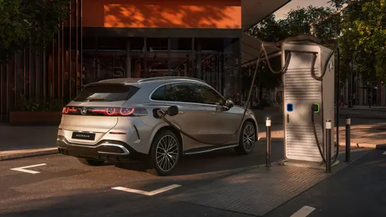 Mercedes GLC SUV EQ Technologie 04 Mercedes GLC SUV EQ Technologie 04