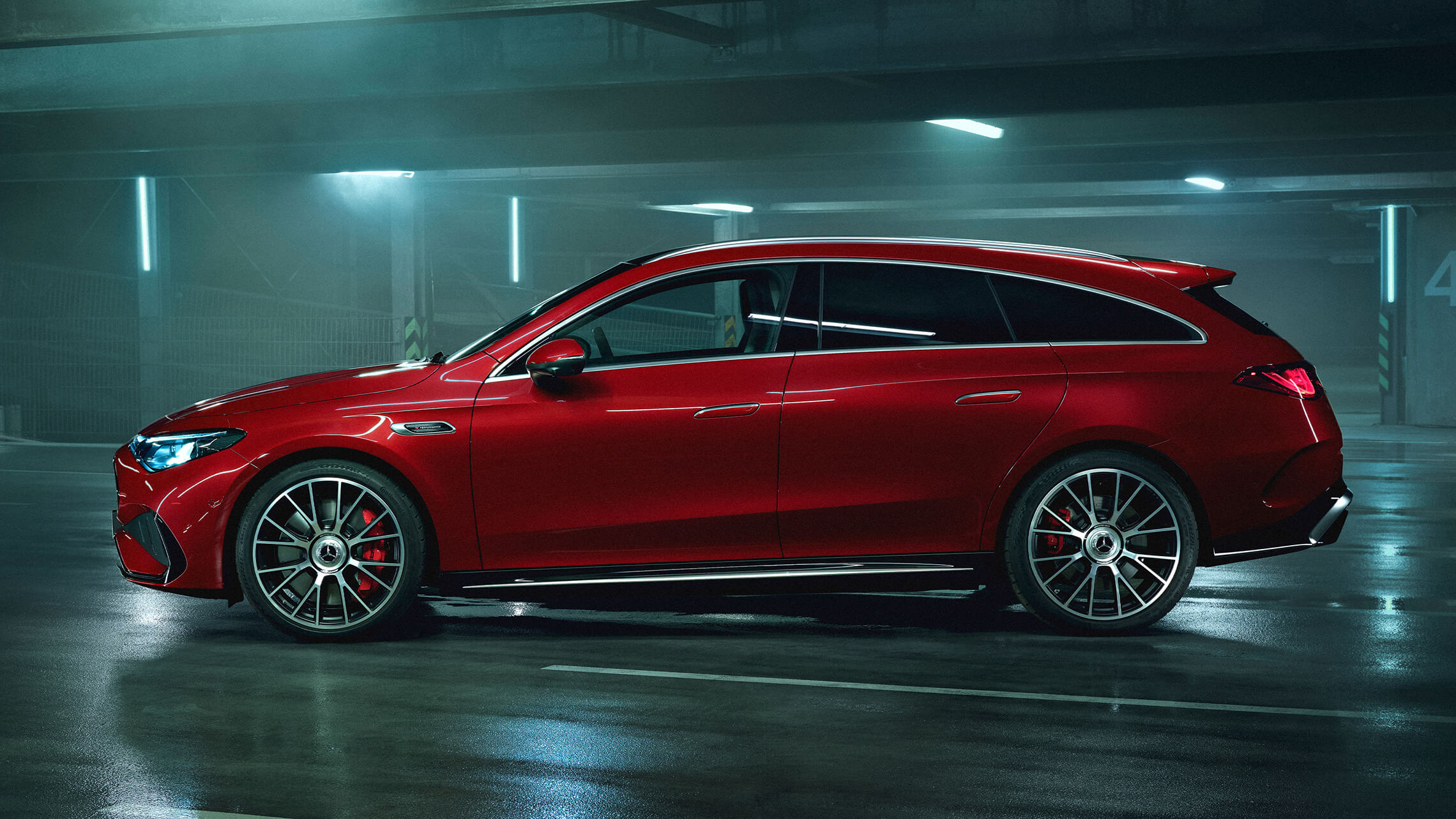 Mercedes AMG CLA 45 4MATIC+ Shooting Brake Electric 01