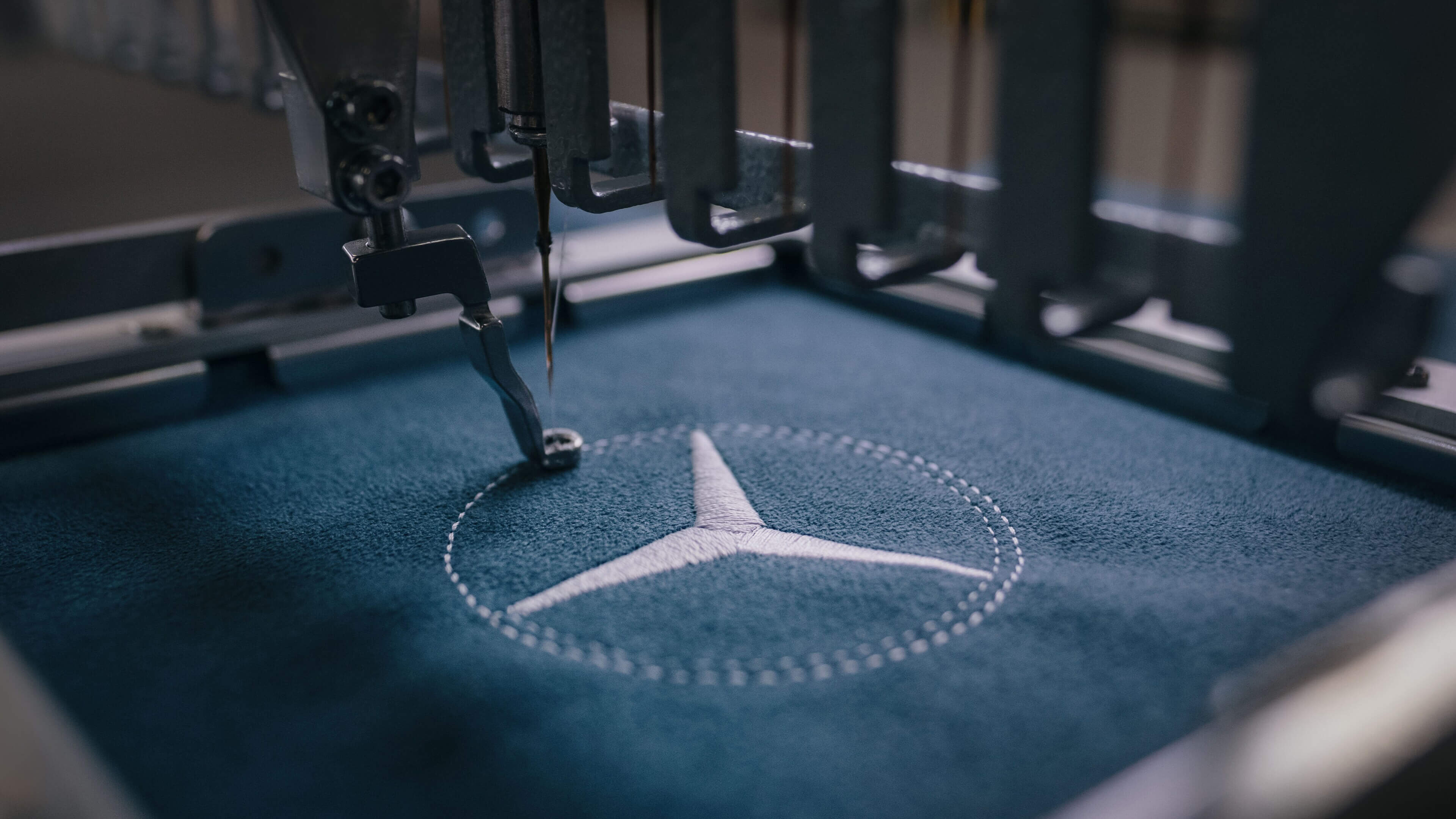 MANUFAKTUR 3840X2160