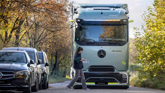 Intelligente Assistenzsyteme 01 2210 1283 Intelligente Assistenzsyteme 01 2210 1283