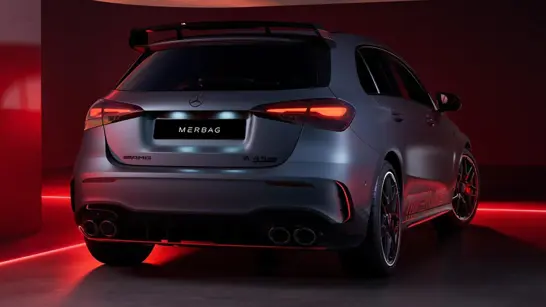 Mercedes-AMG A-Klasse Kompaktlimousine A45 AMG Heckschürze mit spezifischer Diffusoroptik - Merbag Mercedes-AMG A-Klasse Kompaktlimousine A45 AMG Heckschürze mit spezifischer Diffusoroptik - Merbag