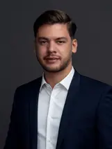 Merbag Ansprechpartner Winterthur Mirjeton Pacolli 426X568 Merbag Ansprechpartner Winterthur Mirjeton Pacolli 426X568