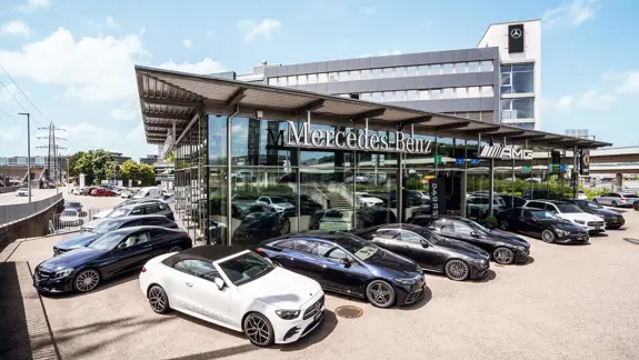 Bern Personenwagen Standort Aussenansicht 02 2280X1283 Bern Personenwagen Standort Aussenansicht 02 2280X1283