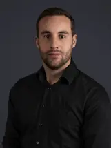 Merbag Ansprechpartner Zuerich Seefeld Sven Troller 426X568 Merbag Ansprechpartner Zuerich Seefeld Sven Troller 426X568